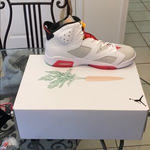 Air Jordan Neutral Grey size 11.5